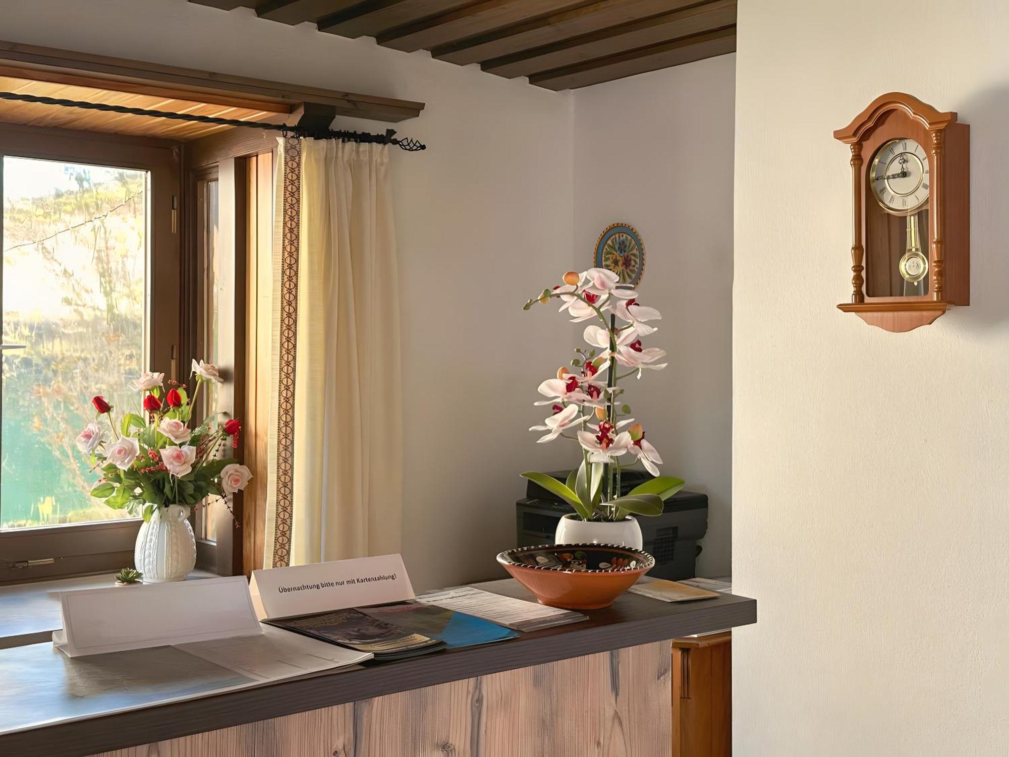 Hotel Garni Vitamari Wasserburg Ngoại thất bức ảnh